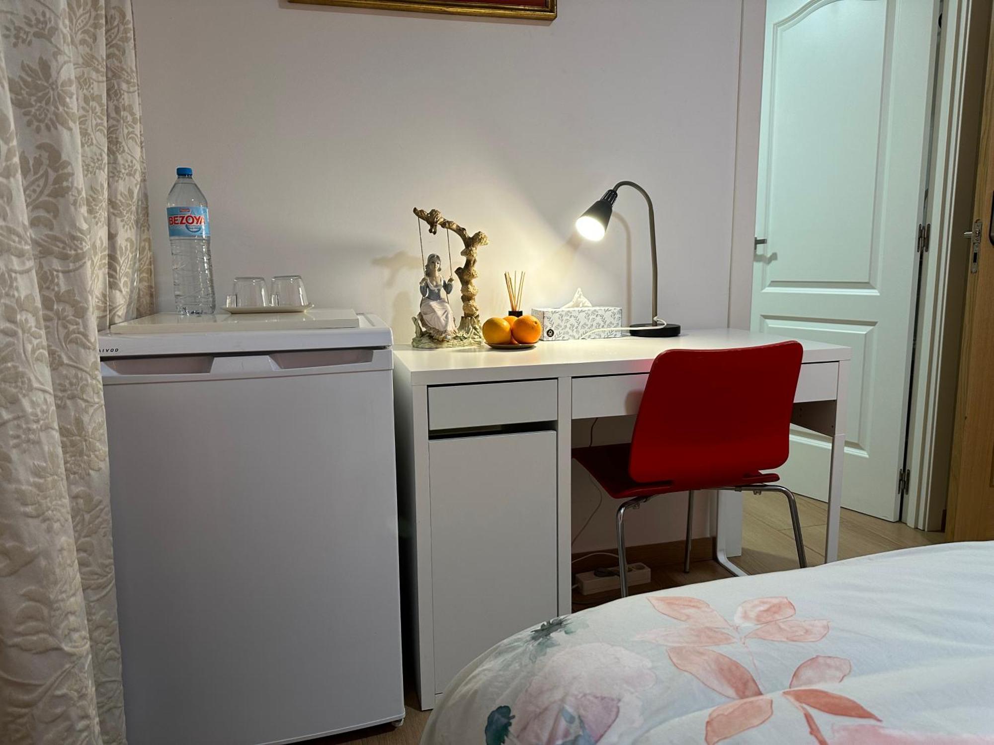 Mirador 2 Del Mercado Central - Habitacion Con Bano Privado En El Centro De La Ciudad Vella Valence Extérieur photo